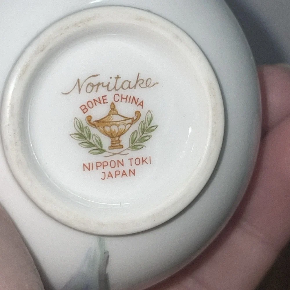 Signed Noritake‎ Bone China Single Flower Bud Vase Nippon Toki Japan